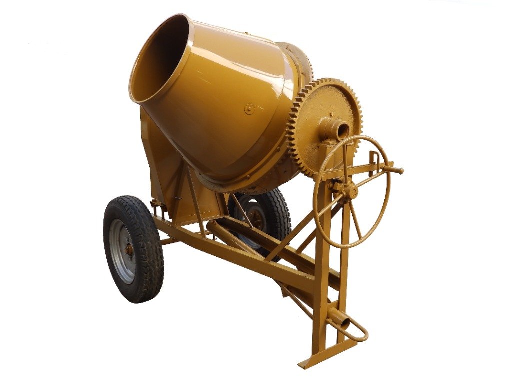 HORMIGONERA H-180 TRIFASICA